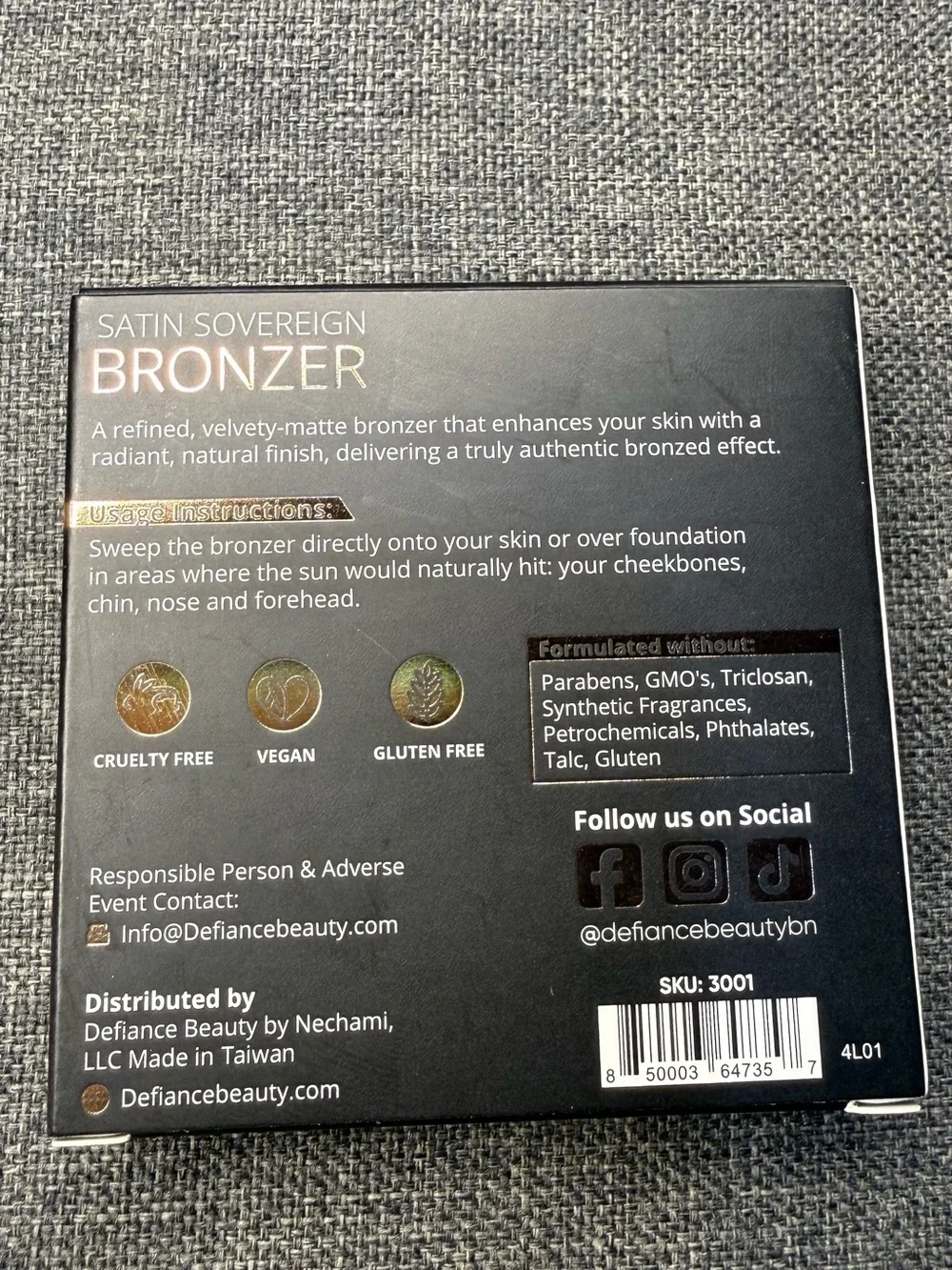 Defiance Beauty by Nechami Satin Sovereign Bronzer 7.5g